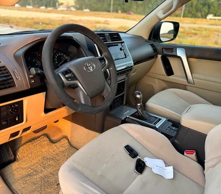 Weiß Toyota Prado EXR 2021 Weiß Toyota Prado EXR 2021