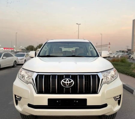 Blanc Toyota Prado GXR 2020 Blanc Toyota Prado GXR 2020