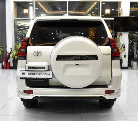 Blanco Toyota Prado VXR 2023