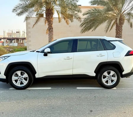 Weiß Toyota RAV4 EXR 2021