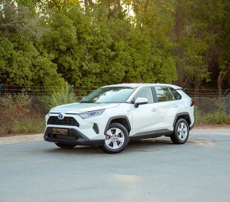 Blanc Toyota RAV4 EXR 2021 Blanc Toyota RAV4 EXR 2021