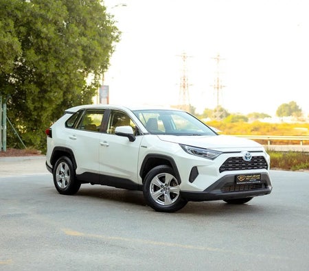 Blanc Toyota RAV4 EXR 2021 Blanc Toyota RAV4 EXR 2021