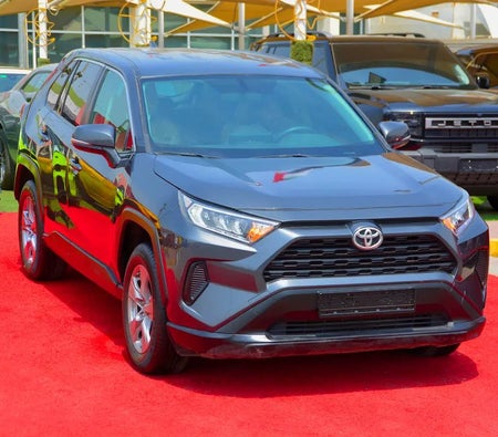 Toyota RAV4 XLE 2025, photo 4 of 4