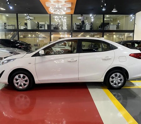 Toyota Yaris E 2021, photo 4 of 4