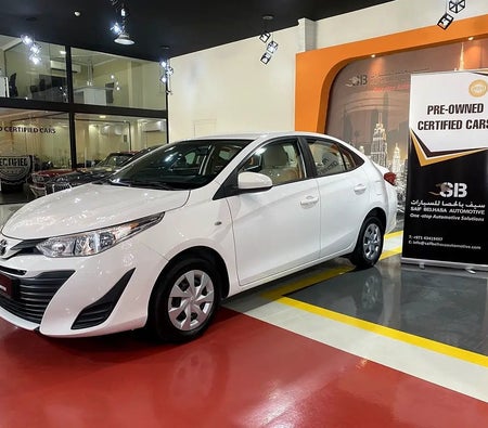 Toyota Yaris E 2021, photo 3 of 4