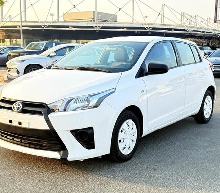 Weiß Toyota Yaris 2016 Weiß Toyota Yaris 2016