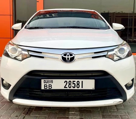 تويوتا Yaris SE+ 2016, photo 4 of 4