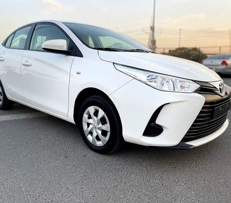 Blanc Toyota Yaris SE 2022 Blanc Toyota Yaris SE 2022