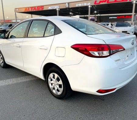 Blanc Toyota Yaris SE 2022