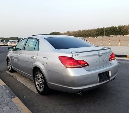 Gray Toyota Avalon Limited 2008