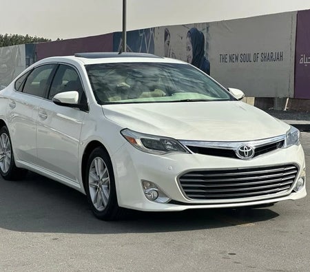Toyota Avalon Limited 2013, photo 2 of 4