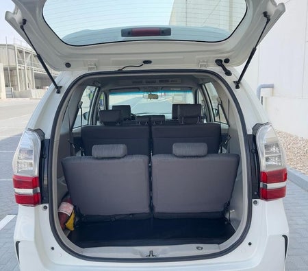 White Toyota Avanza GLS 2020