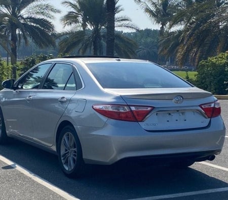 Silver Toyota Camry 2017