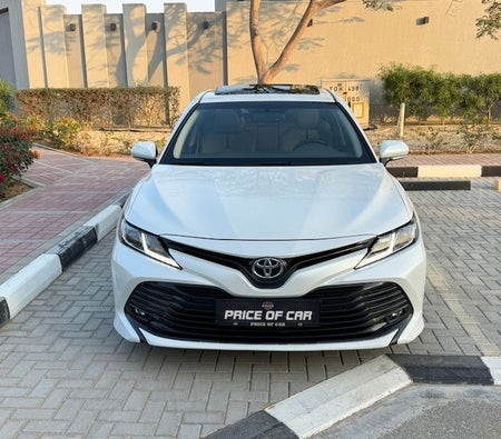 Toyota Camry SE 2019, photo 3 of 4