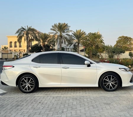 Toyota Camry SE 2019, photo 4 of 4