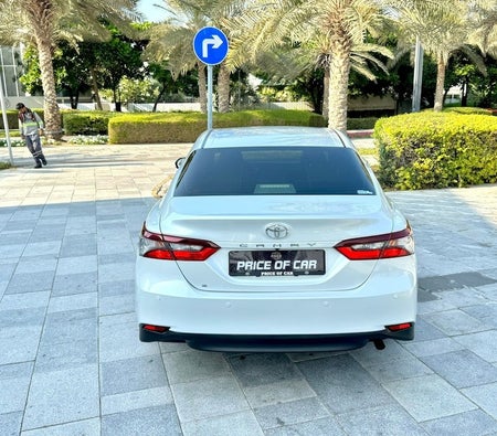 Toyota Camry S 2019, photo 2 of 4