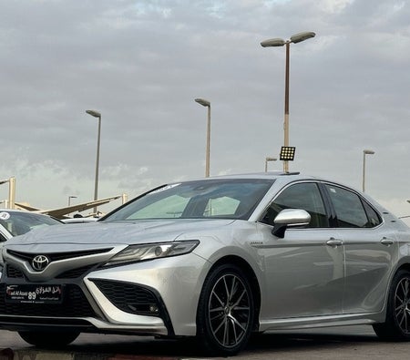Toyota Camry Sport 2021, photo 2 of 4
