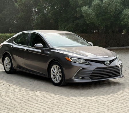 Toyota Camry 2023, photo 3 of 4