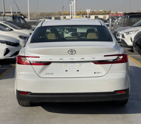 Toyota Camry 2025, photo 4 of 4