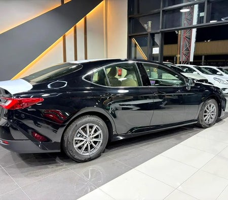  Toyota Camry E 2026