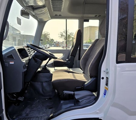 Toyota Coaster 2025, photo 4 of 4