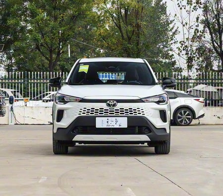 Toyota Corolla Cross Hybrid SE 2026, photo 2 of 4