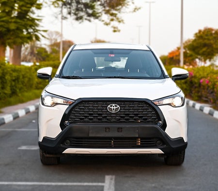 Toyota Corolla Cross 2023, photo 2 of 4