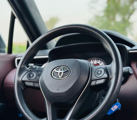 Toyota Corolla Cross 2023, photo 3 of 4