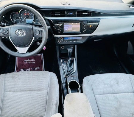Toyota Corolla SE 2015, photo 2 of 4