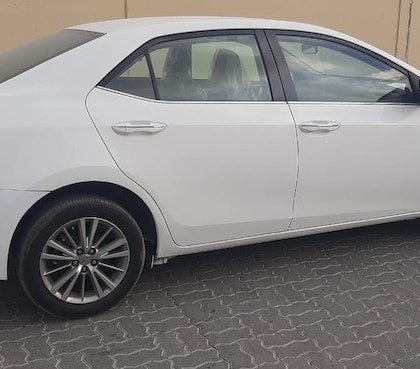 White Toyota Corolla XSE 2016