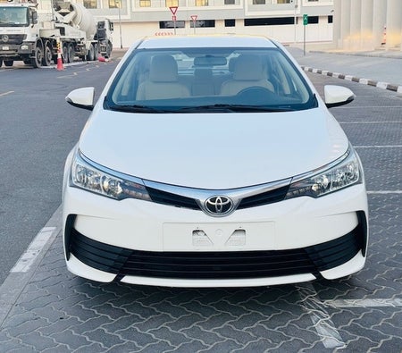 Blanc Toyota Corolla SE 2019