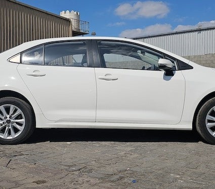 Toyota Corolla 2023, photo 3 of 4