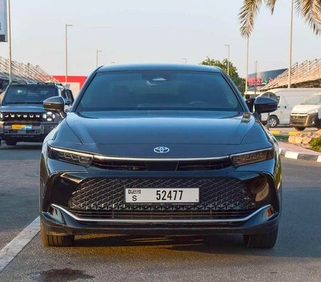 Toyota Crown  2024, photo 2 of 4