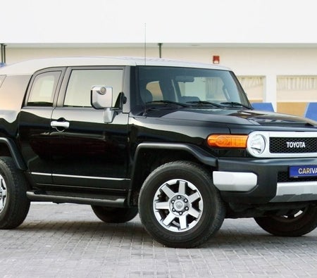 Nero Toyota FJ Cruiser 2023
