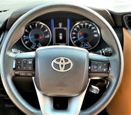 White Toyota Fortuner 2018