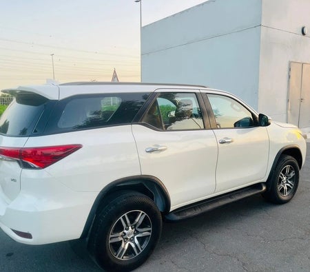 Toyota Fortuner GXR 2019, photo 2 of 4