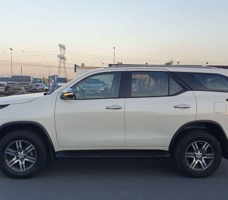 Toyota Fortuner 2020, photo 3 of 4