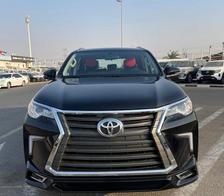 Toyota Fortuner  2020, photo 2 of 4