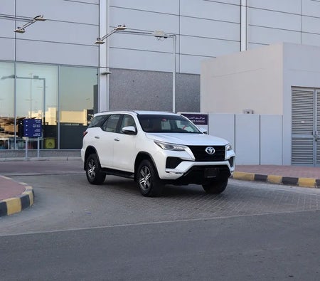 Toyota Fortuner EXR 2023, photo 3 of 4