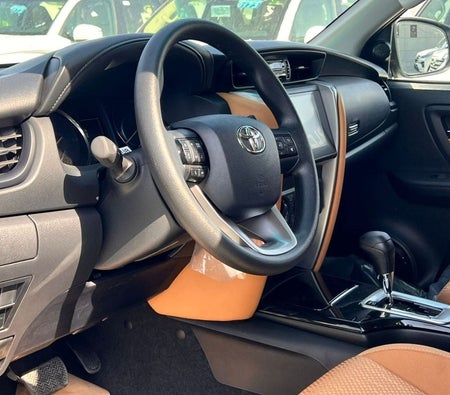 Toyota Fortuner  2025, photo 3 of 4