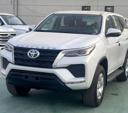 Toyota Fortuner  2025, photo 4 of 4
