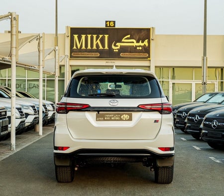 Toyota Fortuner 2025, photo 4 of 4