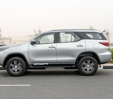 Toyota Fortuner 2026, photo 4 of 4