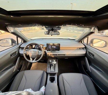 White Toyota Frontlander Leading 2025