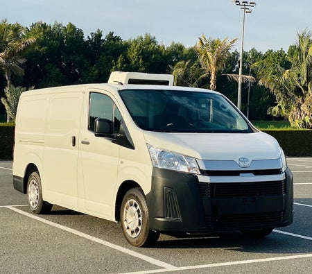 Toyota Hiace 2019, photo 4 of 4