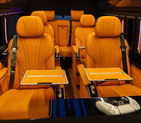 Black Toyota Hiace 2025