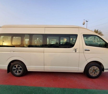 Blanc Toyota Hiace 2025