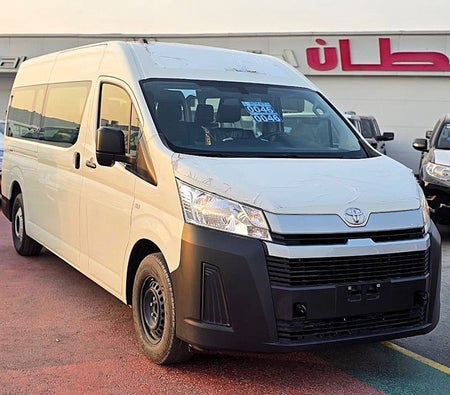 Toyota Hiace 2025, photo 3 of 4