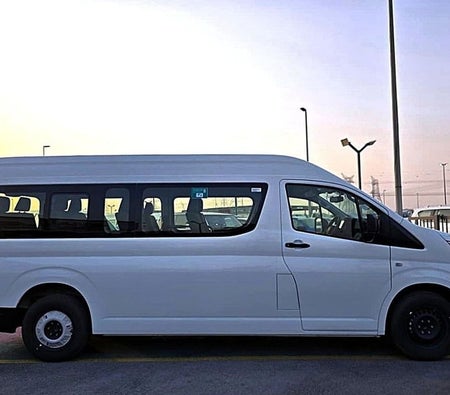 Toyota Hiace 2025, photo 4 of 4