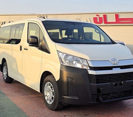 Toyota Hiace 2025, photo 3 of 4